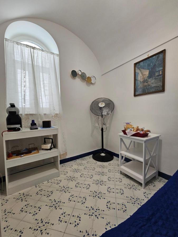 Agape Katil Capri